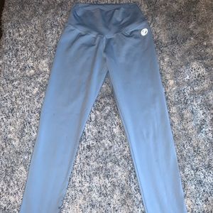 ABS2B scrunch butt leggings